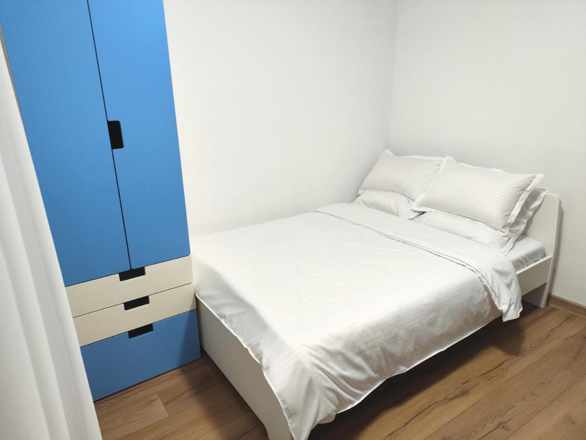 Platinum Apartment - Apartament Cu 3 Camere, 2 Dormitoare, 2 Bai, Bucatarie Complet Utilata, 2 Balcoane Bucharest Luaran gambar