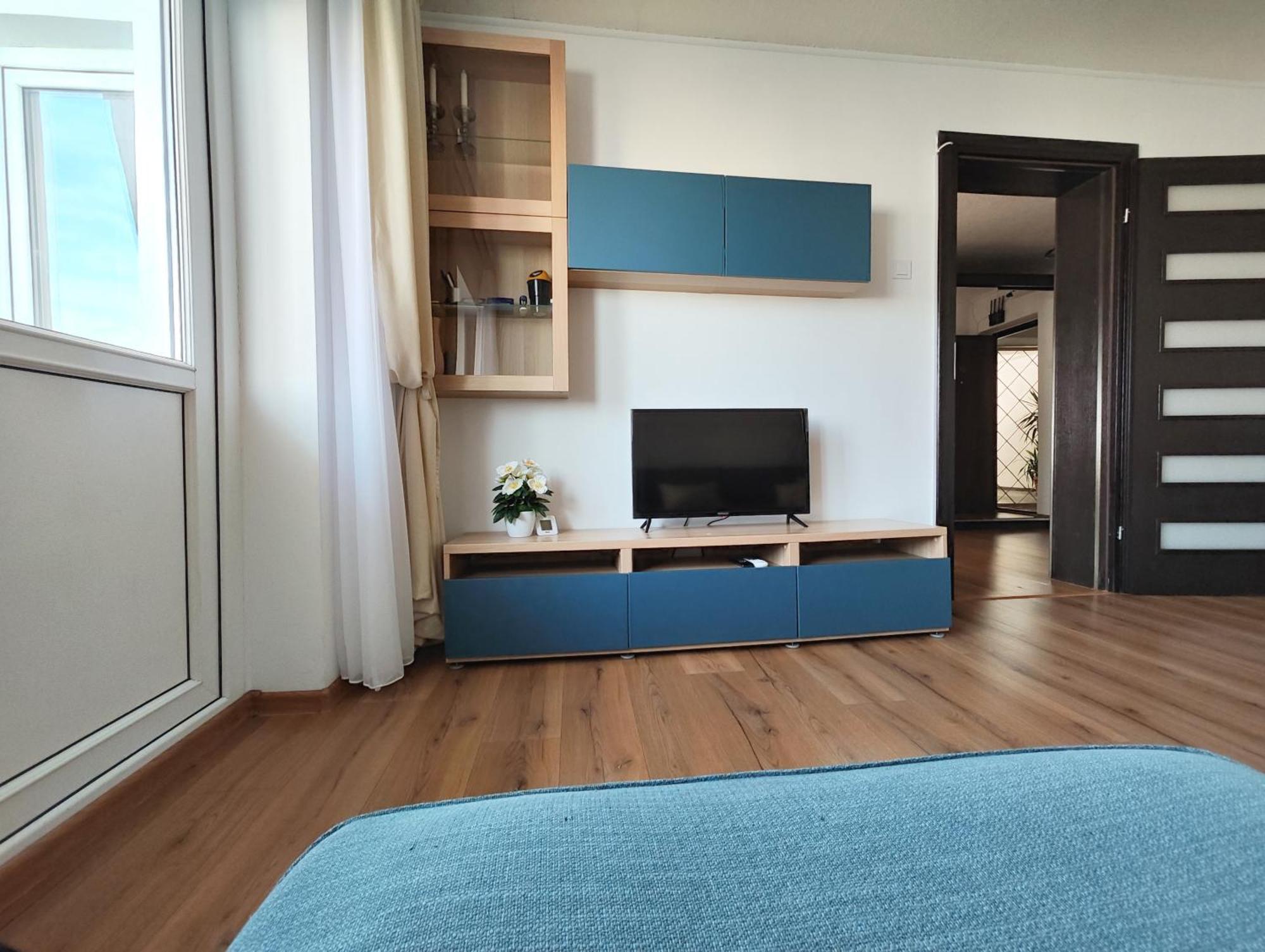Platinum Apartment - Apartament Cu 3 Camere, 2 Dormitoare, 2 Bai, Bucatarie Complet Utilata, 2 Balcoane Bucharest Luaran gambar